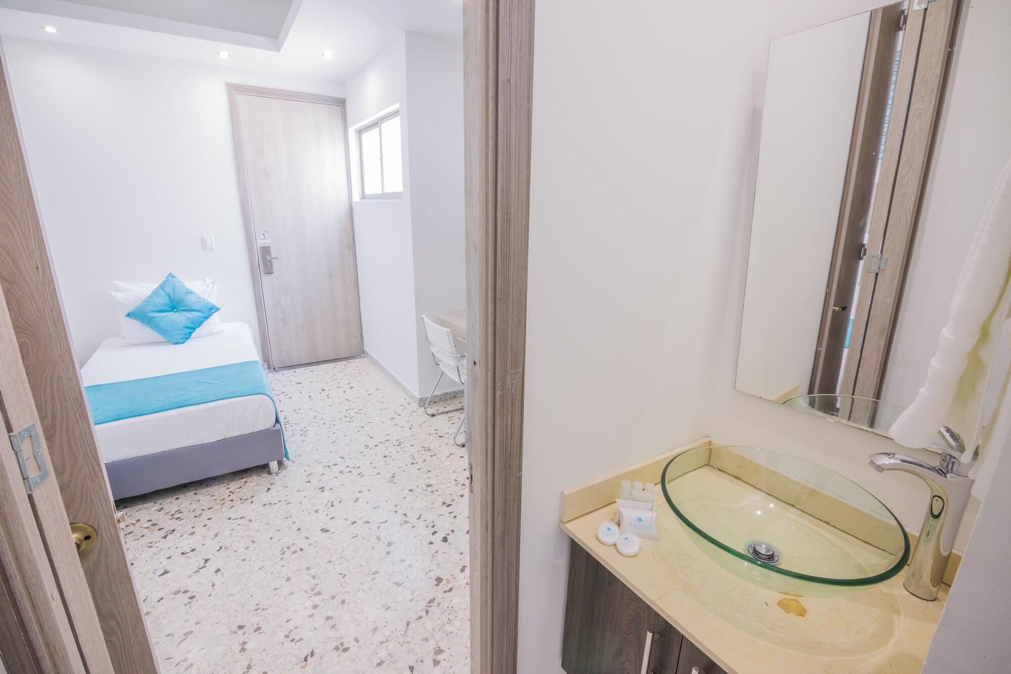 Velik Ocean Hotel Aeropuerto Cartagena エクステリア 写真